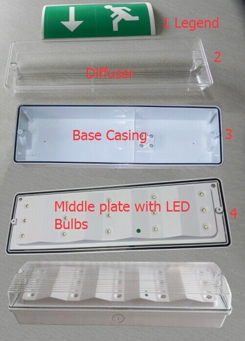 Luz de Emergência Recarregável à Prova d'Água 3W LED para Locais Úmidos, Caixa Externa em ABS, IP65 L102M