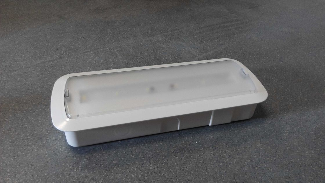 Luz de Emergência Recuada SMD LED Industrial L116M-C Resistência ao Fogo ABS com Bateria de Reserva